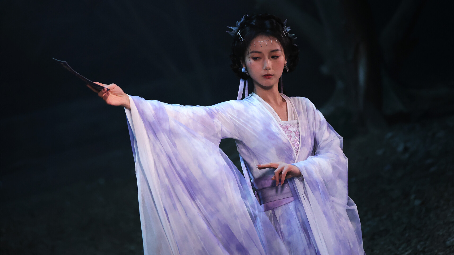 美女，请别影响我成仙全球版/Ladies, Don’t Tempt My Immortality  第2张